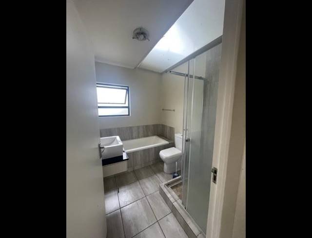 2 BEDROOM APARTMENT FOR SALE IN BEVERLEY